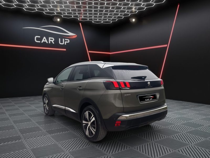 PEUGEOT 3008 1.5 BlueHDI Allure 130 cv / Full options