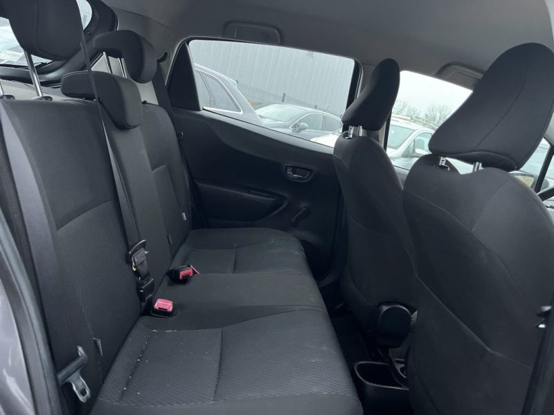 TOYOTA YARIS III 1.5 HYBRID 100h BUSINESS