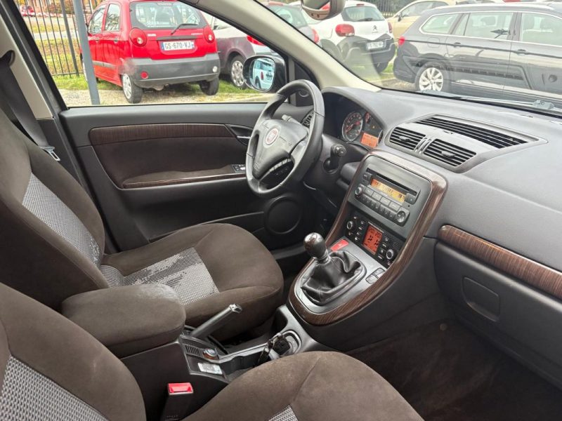 FIAT CROMA 1.9 MULTIJET 120 DYNAMIC -❄️ Climatisation - ✅Reprise possible - ✅Garantie 6 mois