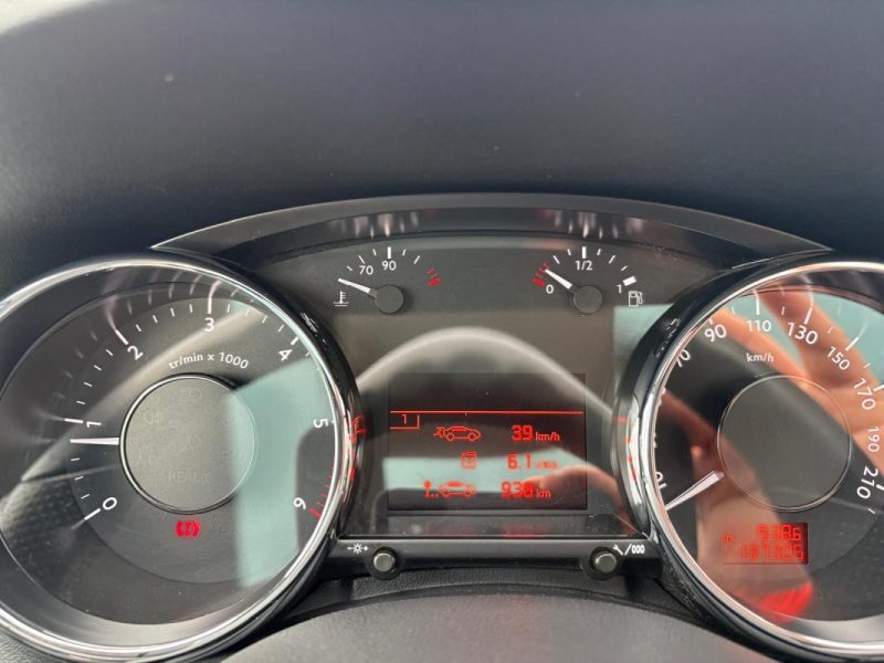 PEUGEOT 3008 1.6 BLUEHDI 120CH Édition Crossway - 📱 Bluetooth -✅ Reprise possible - Garantie 6 mois