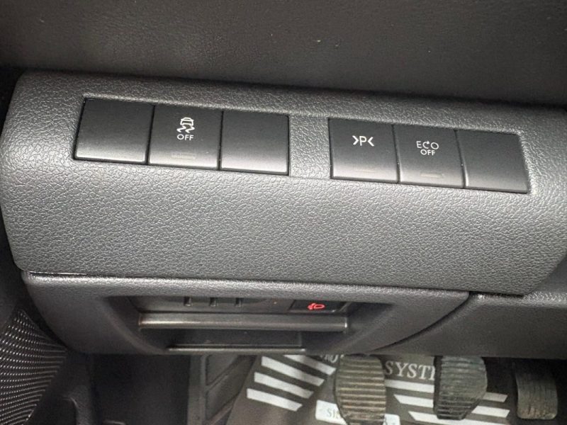 PEUGEOT 3008 1.6 BLUEHDI 120CH Édition Crossway - 📱 Bluetooth -✅ Reprise possible - Garantie 6 mois