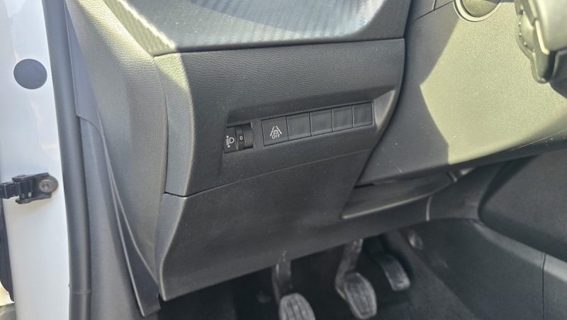 PEUGEOT 208 100 CH BLUE HDI  PREMIUM 2021