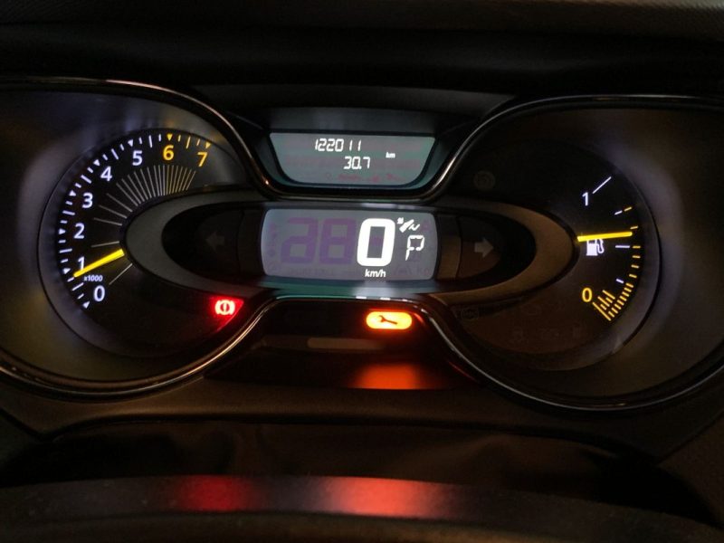 RENAULT CAPTUR 1.2 TCE 120cv BVA6 - 122 500km - Caméra de recul 