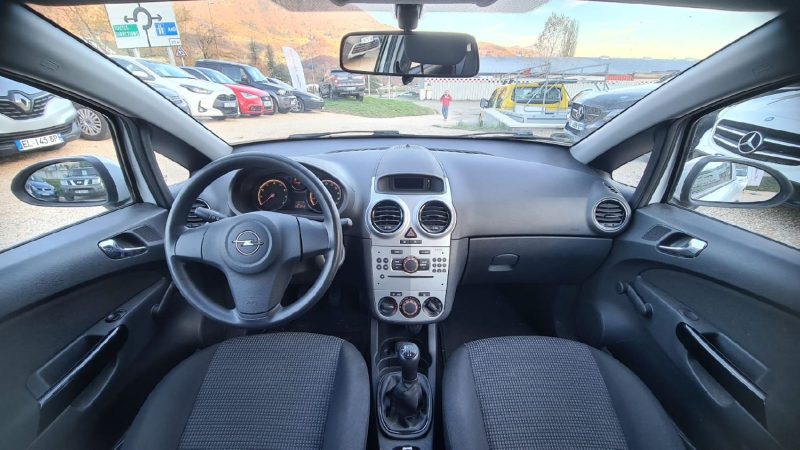 OPEL Corsa - 70ch essence