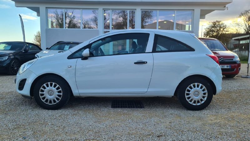 OPEL Corsa - 70ch essence