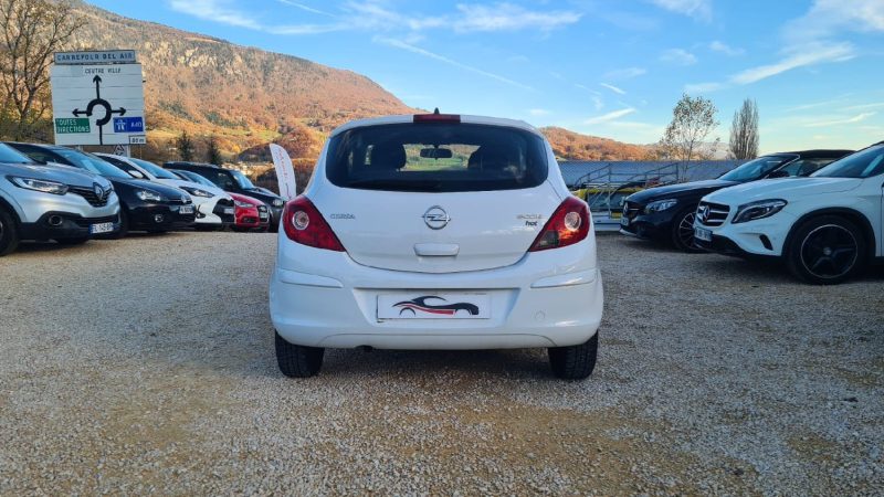 OPEL Corsa - 70ch essence