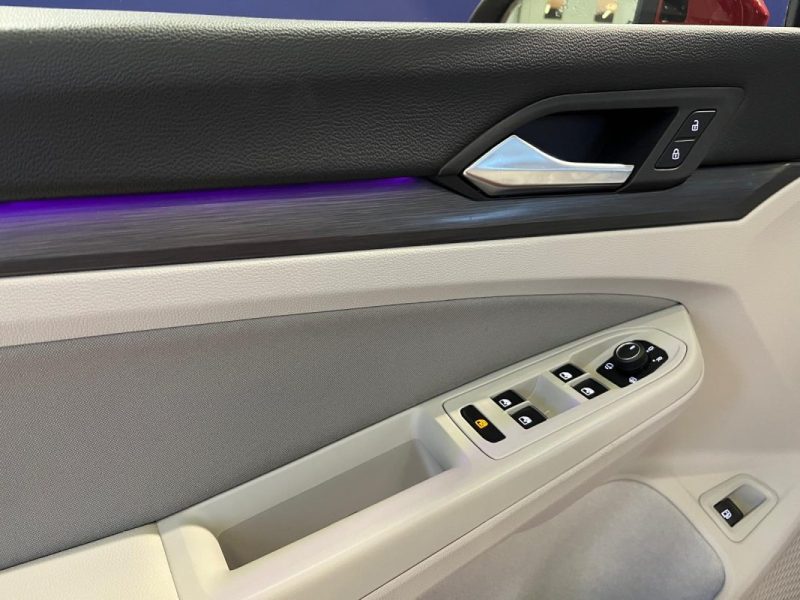 VOLKSWAGEN GOLF 8 1.4 EHYBRID 204CH STYLE DSG6 *** PACK LED / ENTRETIEN EXCLUSIF CONSTRUCTEUR ***