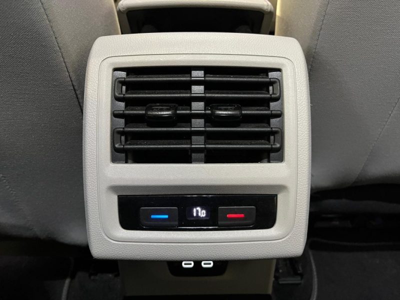 VOLKSWAGEN GOLF 8 1.4 EHYBRID 204CH STYLE DSG6 *** PACK LED / ENTRETIEN EXCLUSIF CONSTRUCTEUR ***