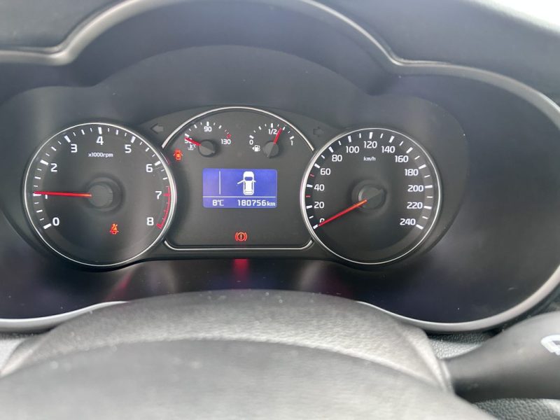 KIA CARENS 1.6 GDI 135 PREMIUM - 7 PLACES