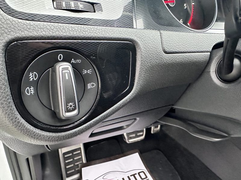 VOLKSWAGEN GOLF VII 2.0 TDI 184 GTD DSG6 - TOIT OUVRANT