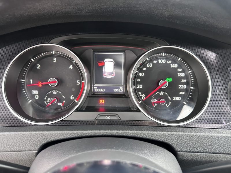 VOLKSWAGEN GOLF VII 2.0 TDI 184 GTD DSG6 - TOIT OUVRANT