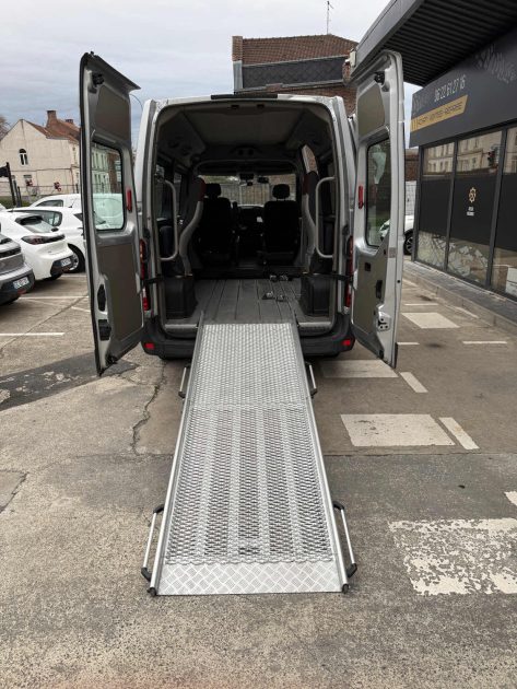 RENAULT MASTER III L2H2  2.3 DCI TPMR - 5 FAUTEUILS ROULANTs
