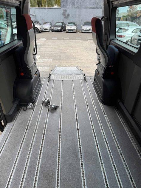 RENAULT MASTER III L2H2  2.3 DCI TPMR - 5 FAUTEUILS ROULANTs