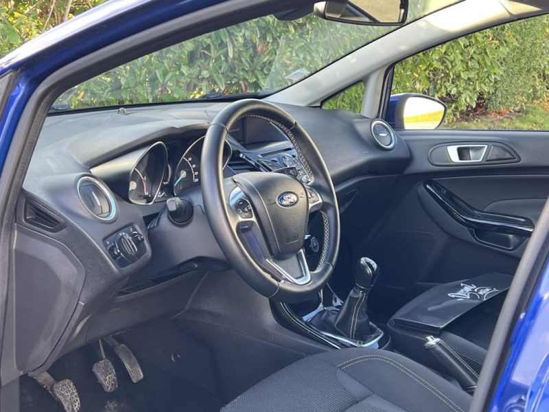 Ford Fiesta 1.5 TDCi 95ch Titanium / Garantie 3/12 Mois
