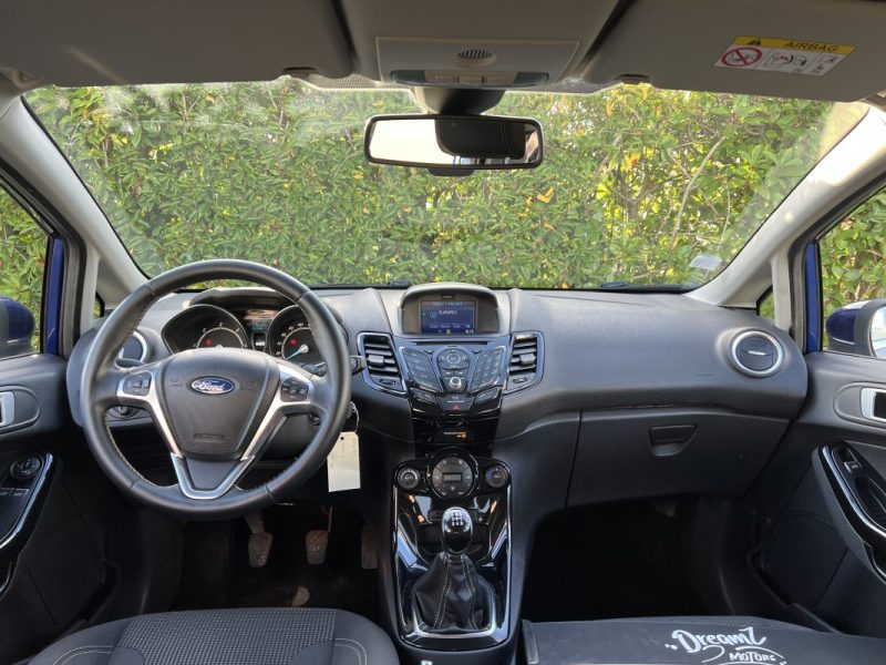 Ford Fiesta 1.5 TDCi 95ch Titanium / Garantie 3/12 Mois