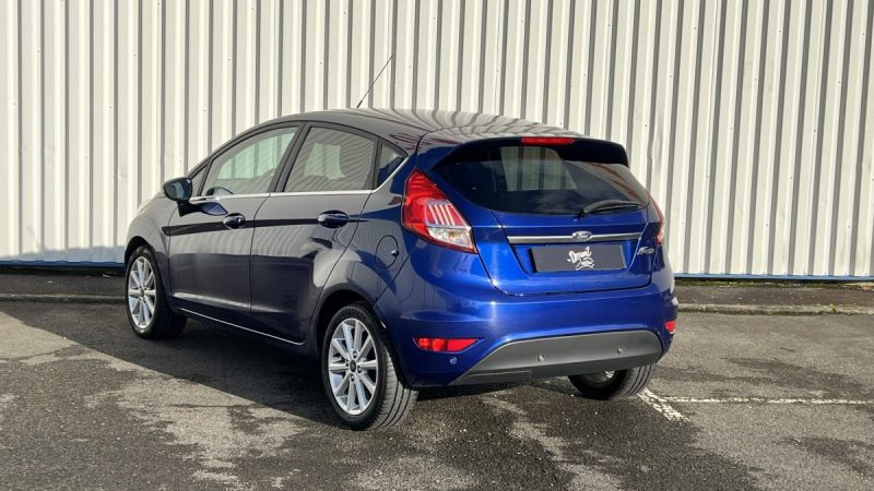 Ford Fiesta 1.5 TDCi 95ch Titanium / Garantie 3/12 Mois