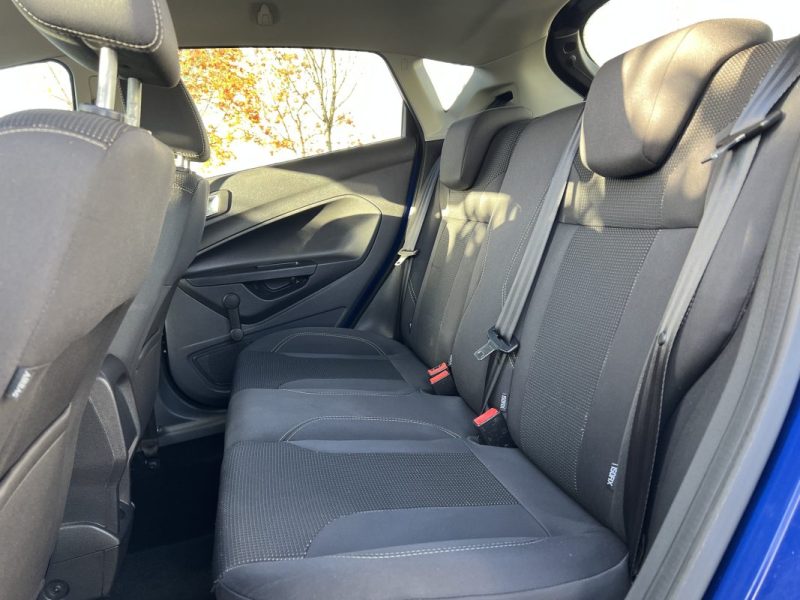 Ford Fiesta 1.5 TDCi 95ch Titanium / Garantie 3/12 Mois