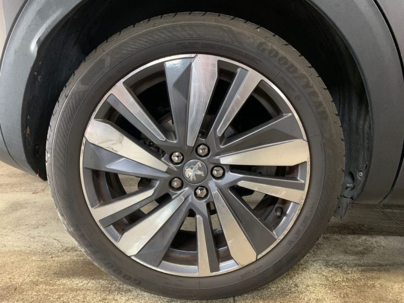 PEUGEOT 3008 1.6 HDI 120CH - GT LINE - SUIVI FACTURES - DISTRIBUTION OK - 