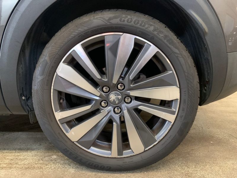 PEUGEOT 3008 1.6 HDI 120CH - GT LINE - SUIVI FACTURES - DISTRIBUTION OK - 