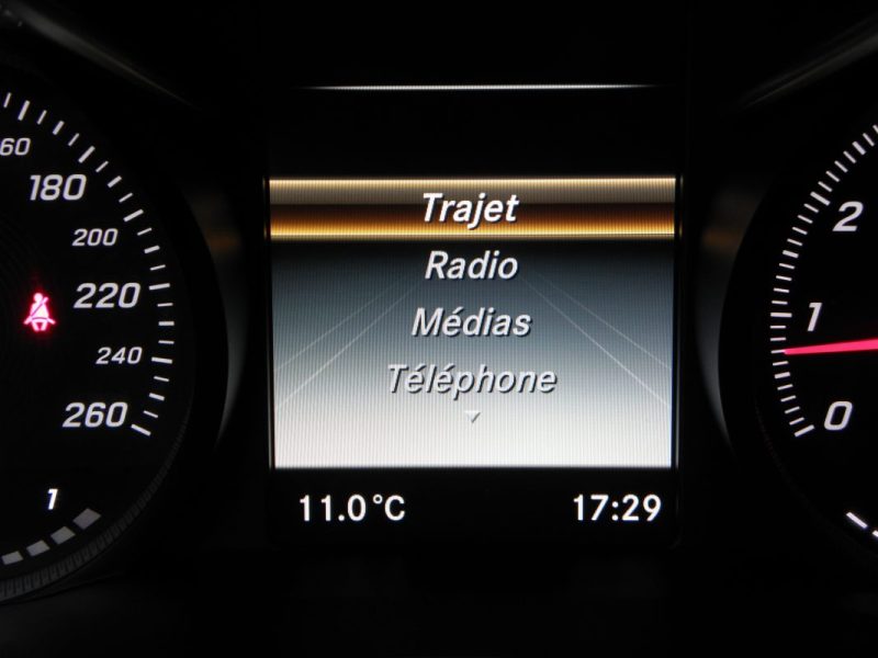 MERCEDES-BENZ  CLASSE C 180 156 CH BERLINE / 8 CH 2014