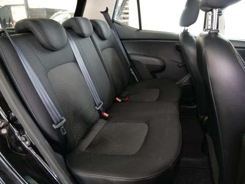 HYUNDAI  I10  1.1 FIFA WM EDITION 2011