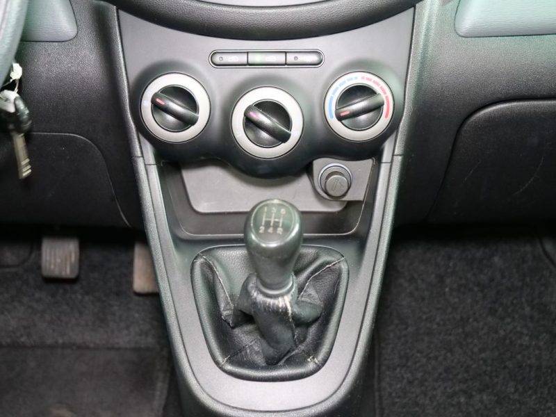 HYUNDAI  I10  1.1 FIFA WM EDITION 2011