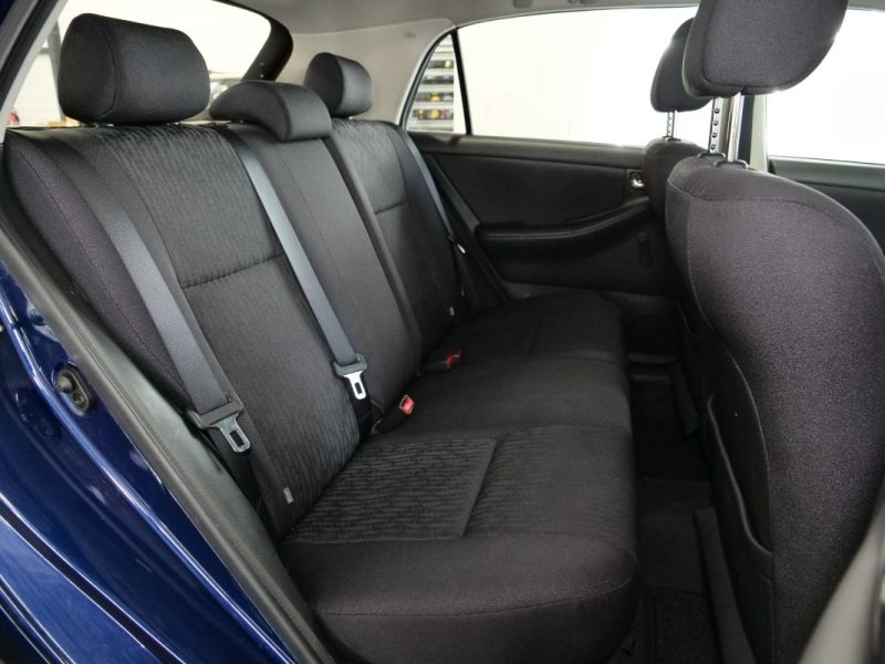 TOYOTA COROLLA 1.6 COMPACT LUNA 2003