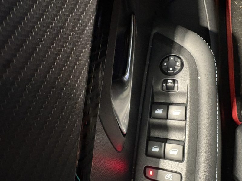 Peugeot 208  1.2 100ch 2021 -  Garantie jusqu'à  2031