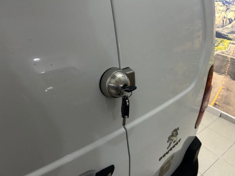 PEUGEOT PARTNER 3 STANDARD 650KG BLUEHDI 130CH S&S PREMIUM EAT8 2021