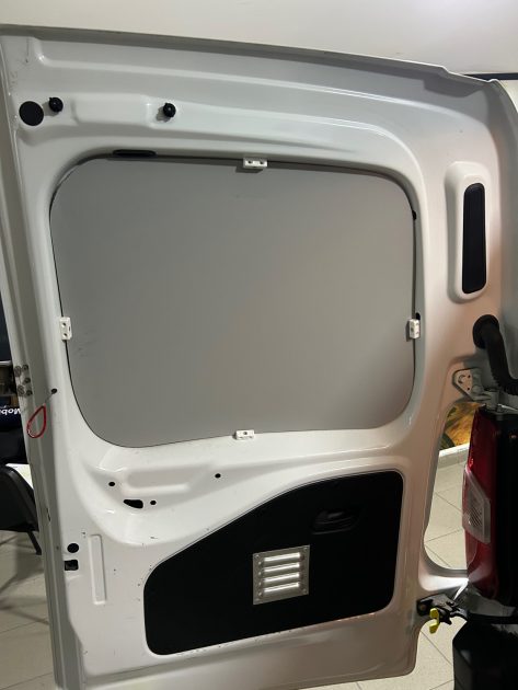 PEUGEOT PARTNER 3 STANDARD 650KG BLUEHDI 130CH S&S PREMIUM EAT8 2021