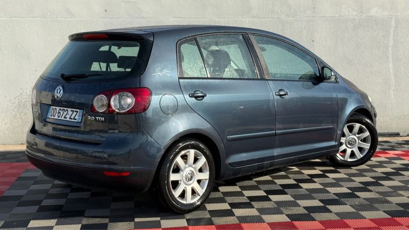 VOLKSWAGEN GOLF CARAT 2.0 TDI 140 CV  
