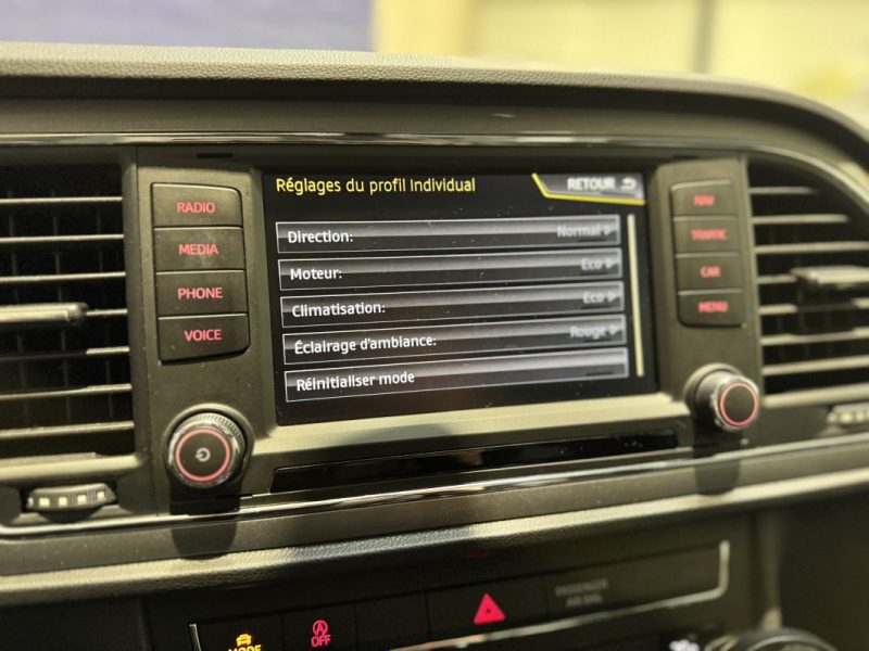 SEAT LEON 2.0 TDI 184CH FR DSG 6 T-O - DISTRI NEUVE - SUIVI COMPLET 