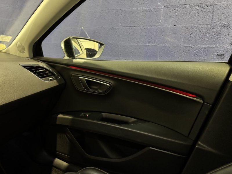 SEAT LEON 2.0 TDI 184CH FR DSG 6 T-O - DISTRI NEUVE - SUIVI COMPLET 