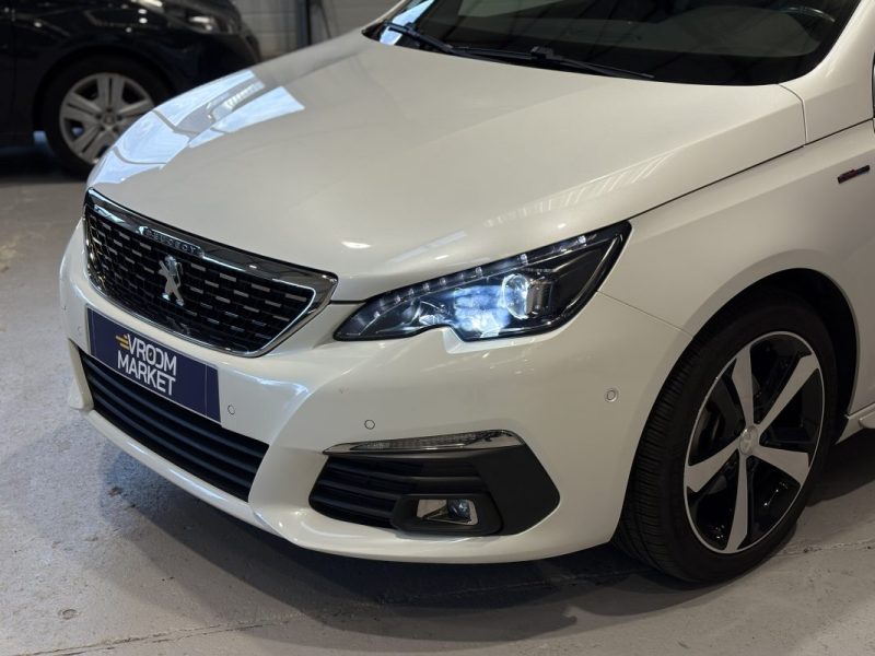 Peugeot 308 1.2 130 GT-LINE  - Carplay - feux led - suivie PSA - distribution OK  