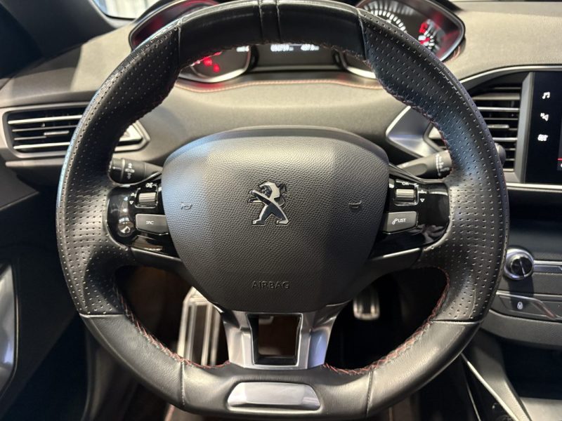 Peugeot 308 1.2 130 GT-LINE  - Carplay - feux led - suivie PSA - distribution OK  