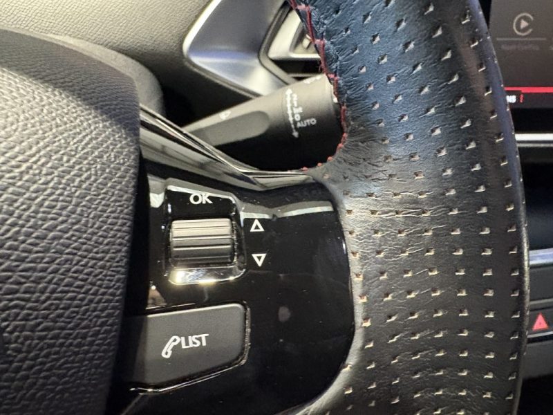 Peugeot 308 1.2 130 GT-LINE  - Carplay - feux led - suivie PSA - distribution OK  