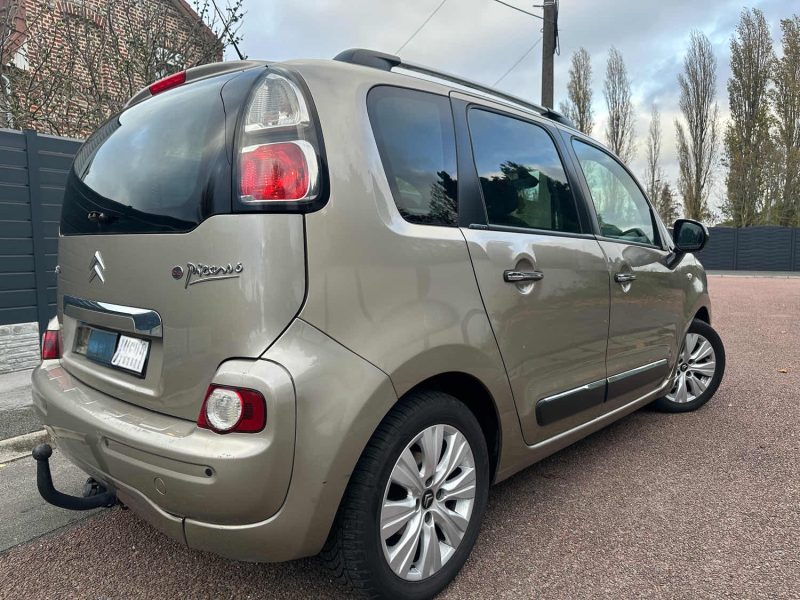 2nd main Citroën C3 Picasso 1.6 eHDi 92 Exclusive – Boîte automatique – 5 places
