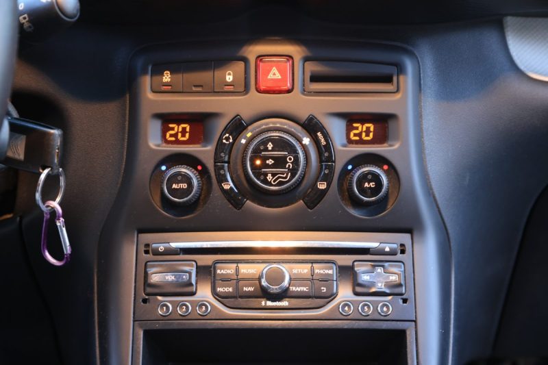 CITROEN C3 1.6 HDI90 EXCLUSIVE 2014