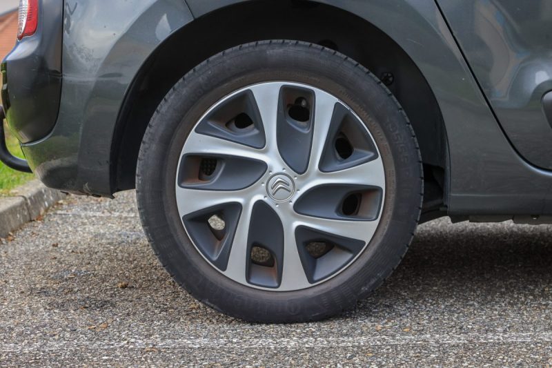 CITROEN C3 1.6 HDI90 EXCLUSIVE 2014