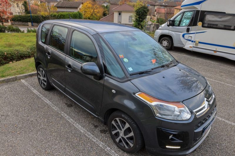 CITROEN C3 1.6 HDI90 EXCLUSIVE 2014