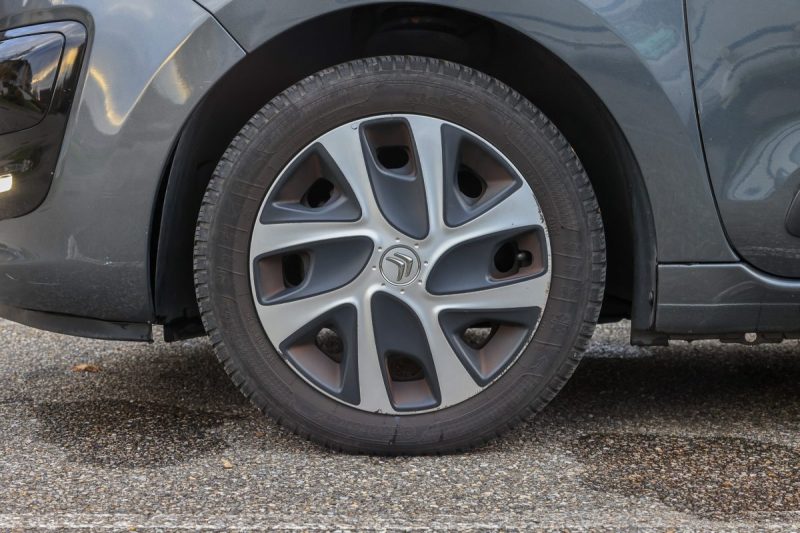 CITROEN C3 1.6 HDI90 EXCLUSIVE 2014