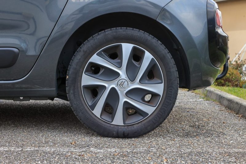 CITROEN C3 1.6 HDI90 EXCLUSIVE 2014