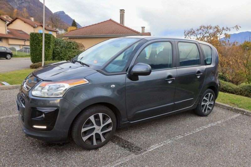 CITROEN C3 1.6 HDI90 EXCLUSIVE 2014