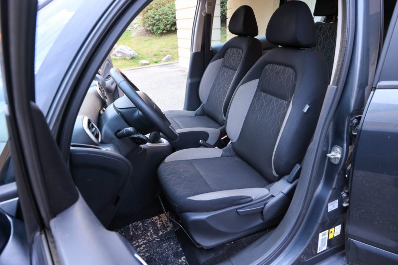 CITROEN C3 1.6 HDI90 EXCLUSIVE 2014