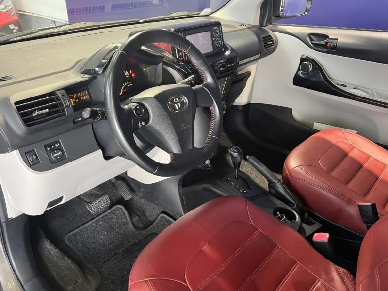 TOYOTA IQ 68 VVT-I MULTIDRIVE BVA / SUIVI ENTRETIEN COMPLET 