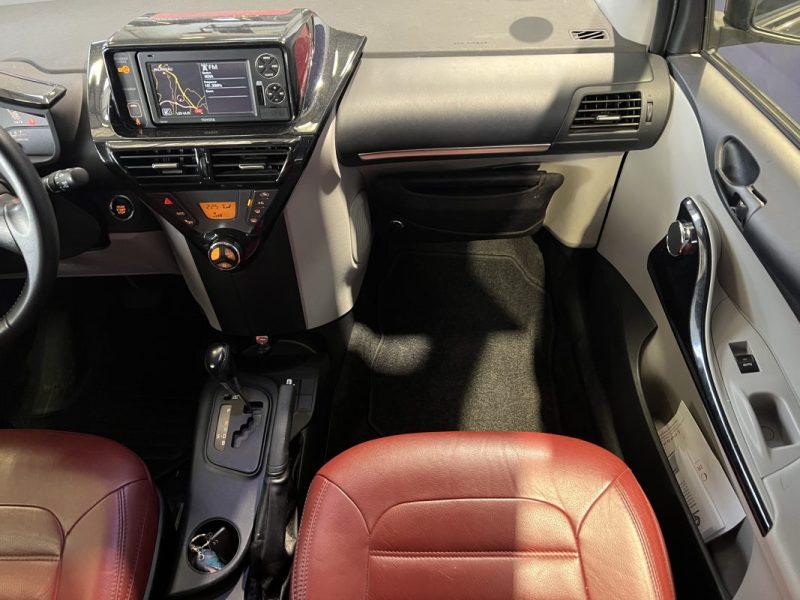 TOYOTA IQ 68 VVT-I MULTIDRIVE BVA / SUIVI ENTRETIEN COMPLET 