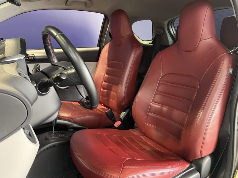 TOYOTA IQ 68 VVT-I MULTIDRIVE BVA / SUIVI ENTRETIEN COMPLET 