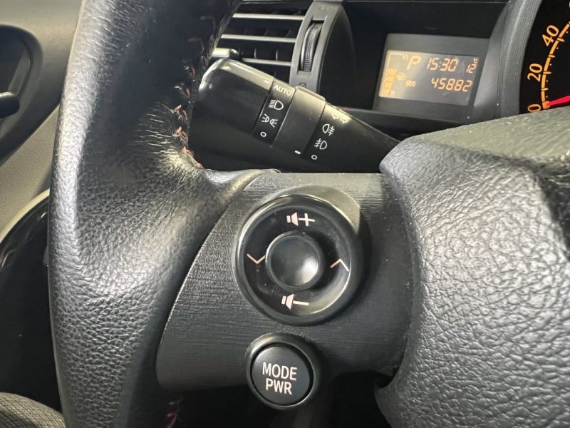 TOYOTA IQ 68 VVT-I MULTIDRIVE BVA / SUIVI ENTRETIEN COMPLET 