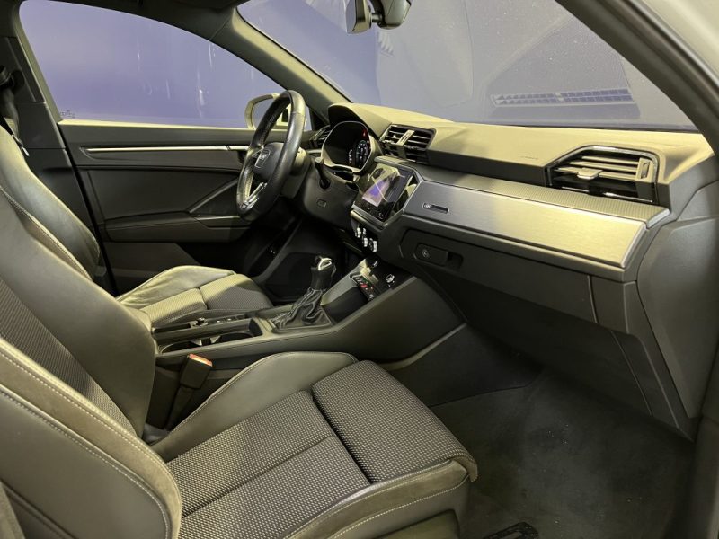 AUDI Q3 SLINE SPORTBACK 45 TFSIE 245CH S TRONIC 6 / ENTRETIEN COMPLET AUDI / PREMIÈRE MAIN
