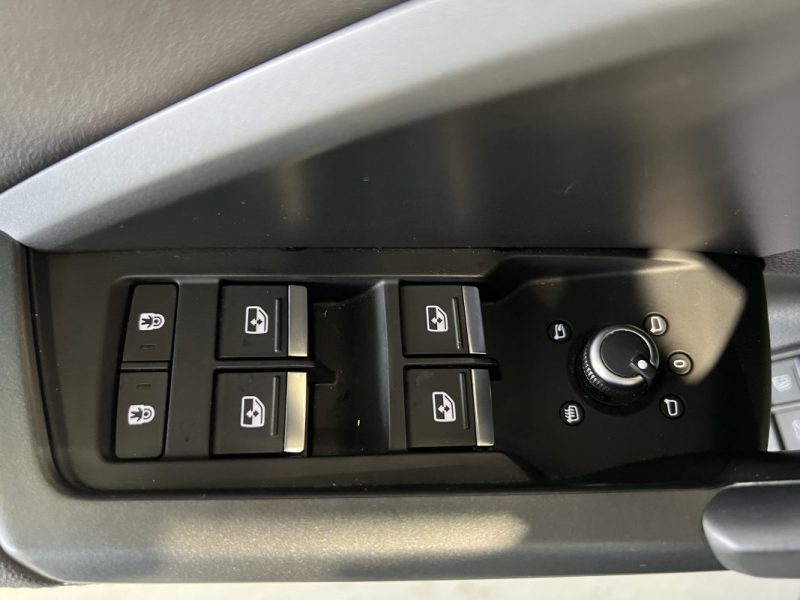 AUDI Q3 SLINE SPORTBACK 45 TFSIE 245CH S TRONIC 6 / ENTRETIEN COMPLET AUDI / PREMIÈRE MAIN